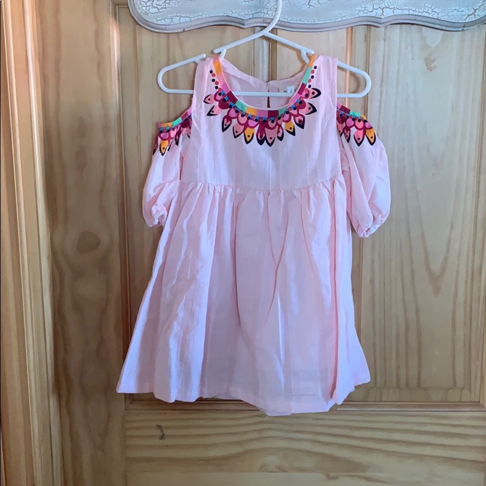 Child’s size 3T dress